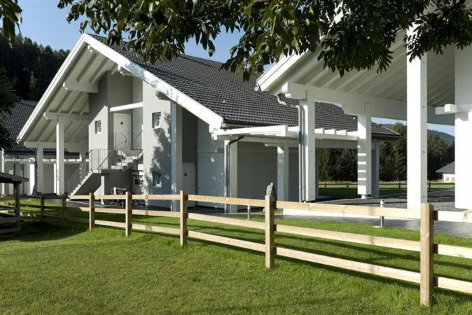 Muu Village 폴가리아 외부 사진