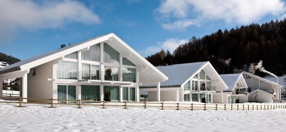 Muu Village 폴가리아 외부 사진